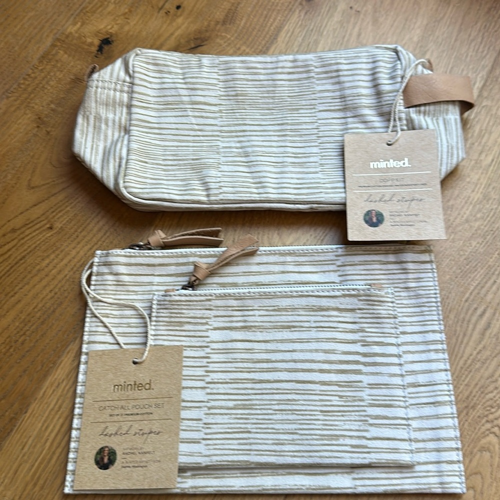 Minted Catch all pouch set and Dopp kit dashed stripes NWT white beige